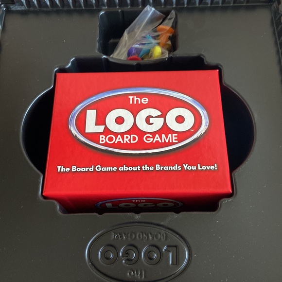 The logo board game - Picture 4 of 7